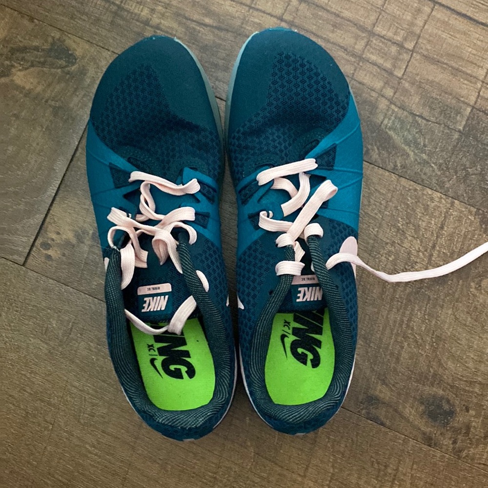 NWOT nike rival xc shoes
